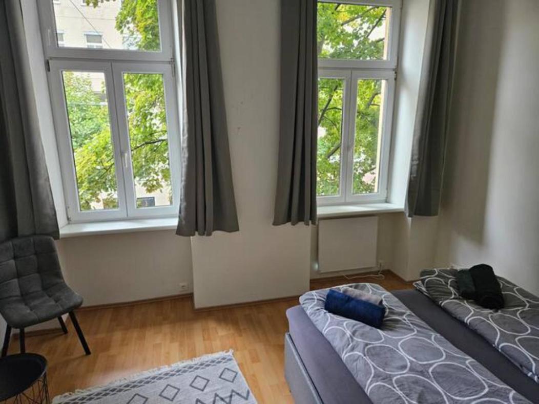 Imperial Flats Vienna Apartment Bagian luar foto